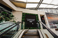 PANTALLA FOOD COURT