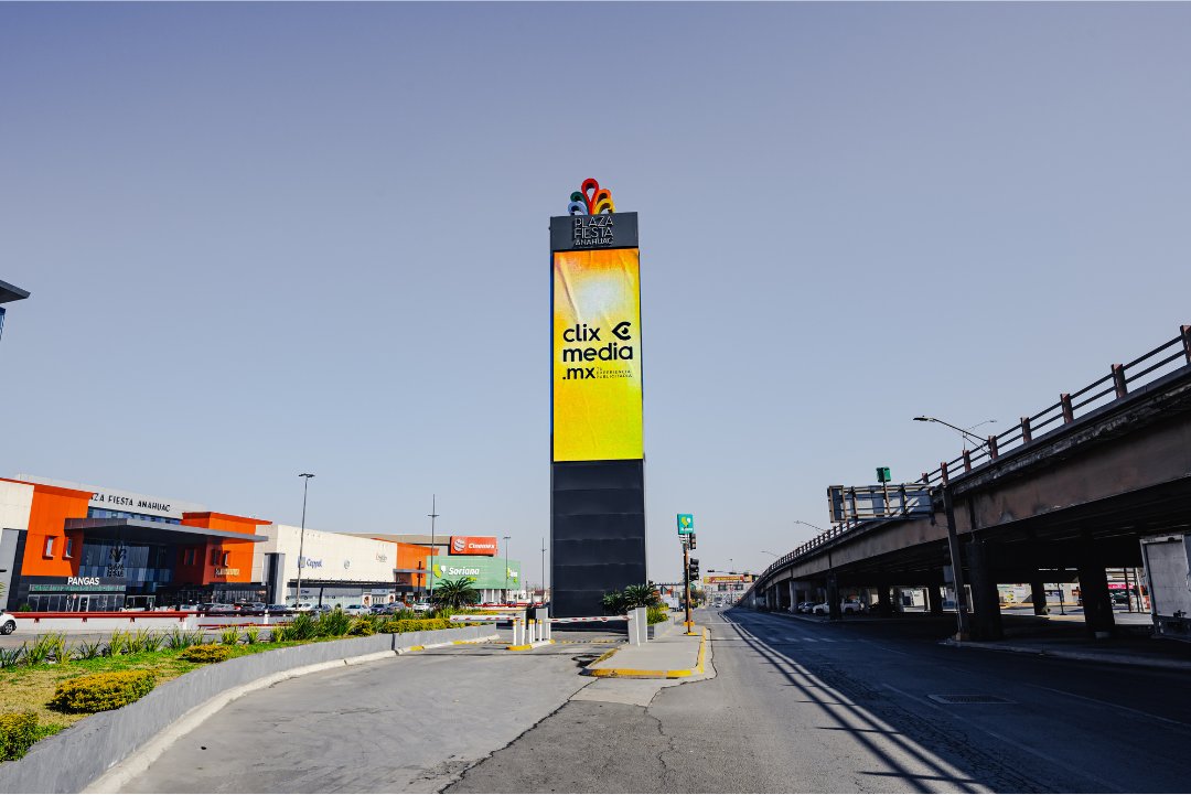 TOTEM ANÁHUAC