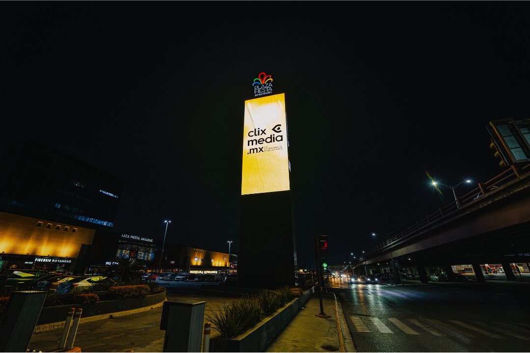 TOTEM ANÁHUAC